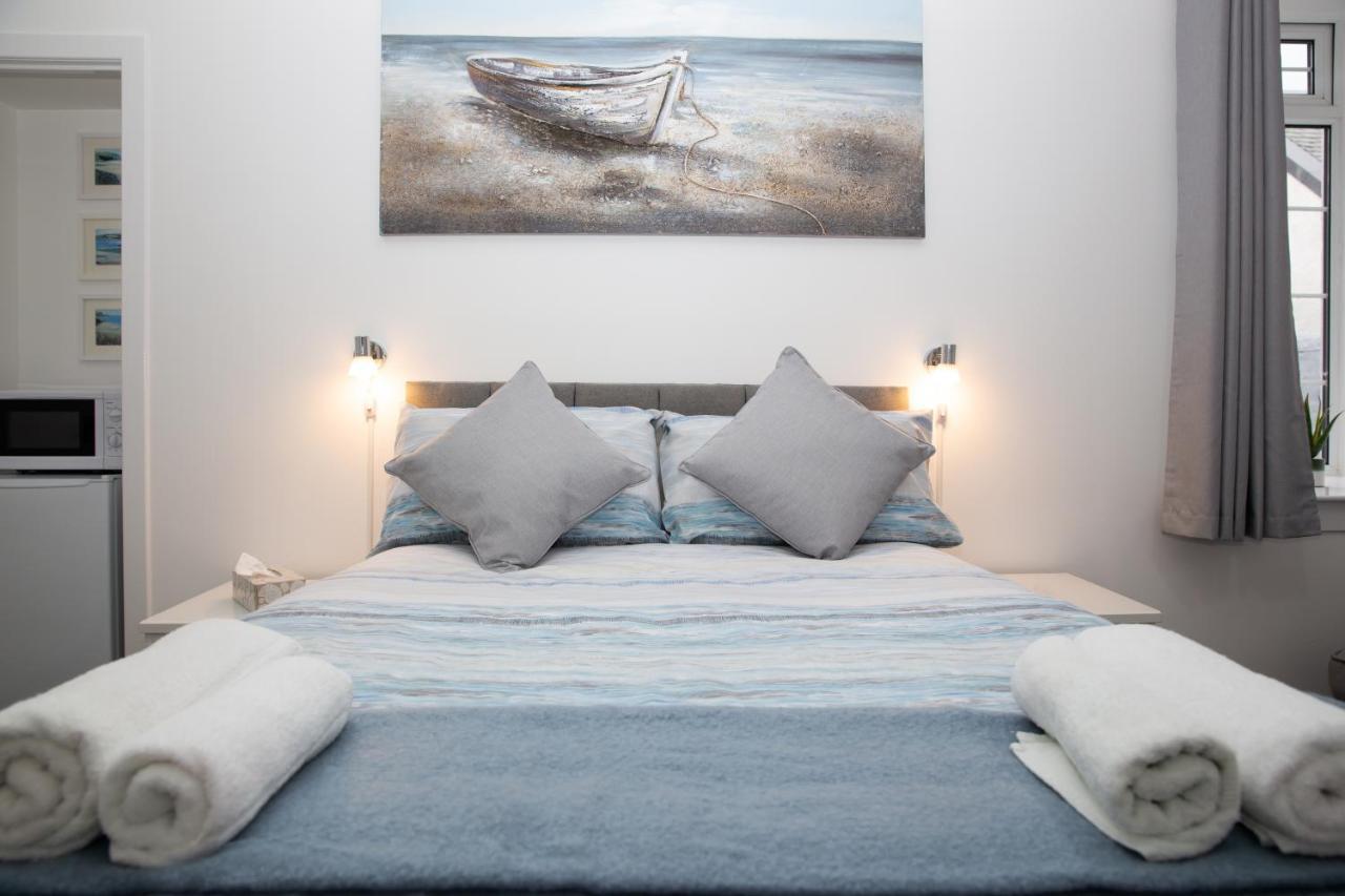 Marina View Guest House Ірвін Екстер'єр фото
